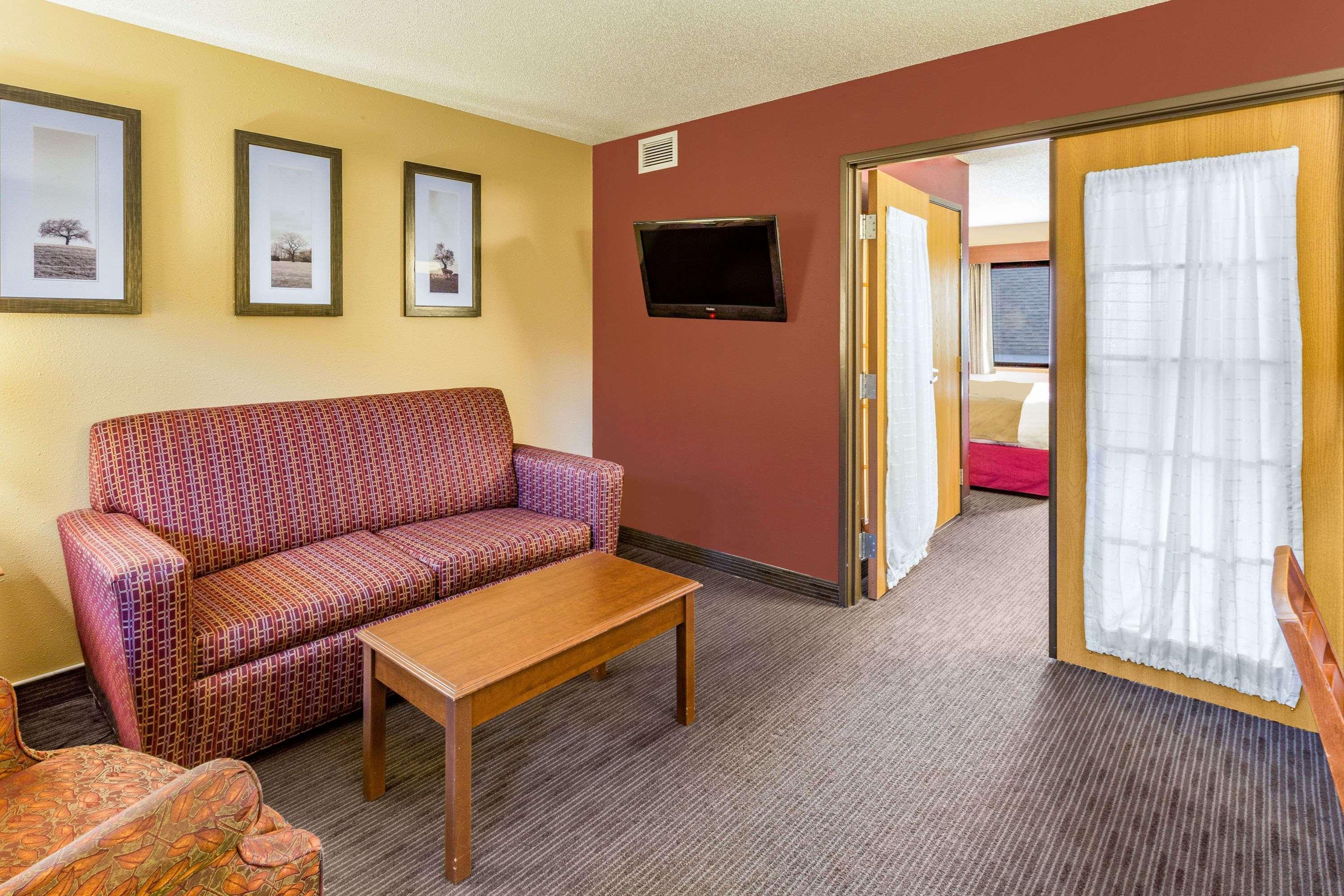 Americinn By Wyndham Duluth South Proctor Black Woods Event Ctr Eksteriør bilde