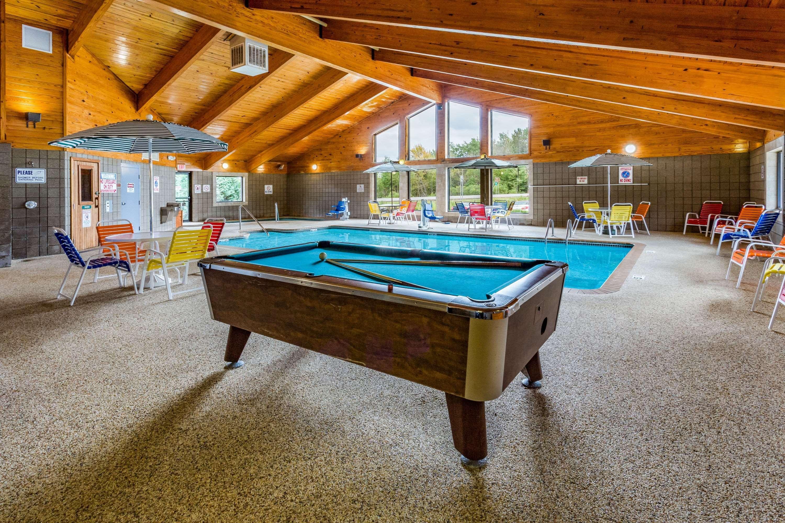 Americinn By Wyndham Duluth South Proctor Black Woods Event Ctr Eksteriør bilde